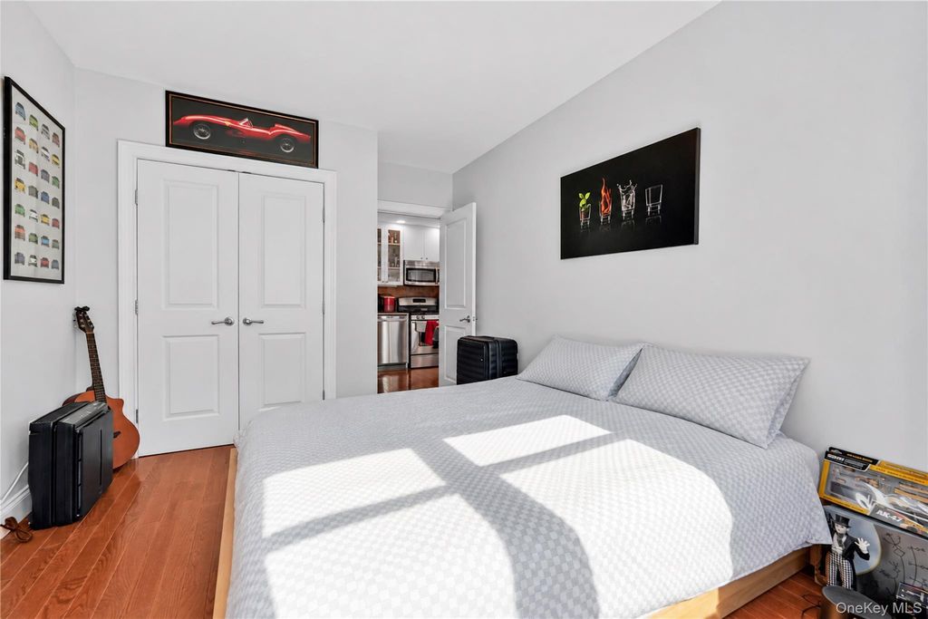 2821 36th Street 4R, Astoria, NY 11103 — photo 3