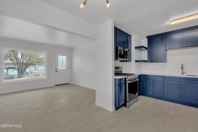 8409 Mount Rainer Drive, El Paso, TX 79904