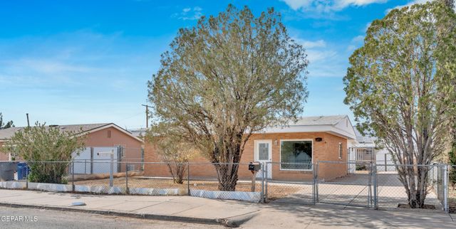 8409 Mount Rainer Drive, El Paso, TX 79904