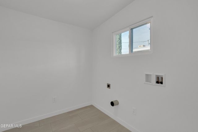 8409 Mount Rainer Drive, El Paso, TX 79904