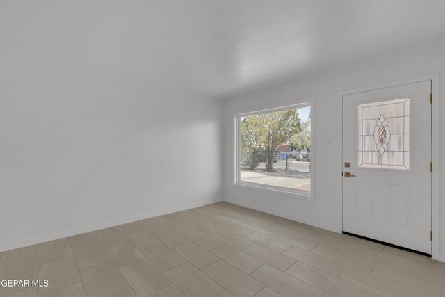 8409 Mount Rainer Drive, El Paso, TX 79904