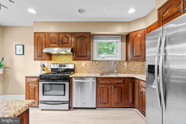 315 W VALLEY FORGE RD, King Of Prussia, PA 19406