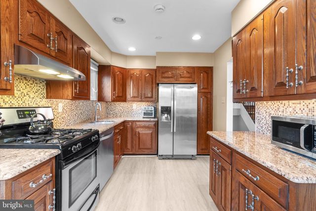 315 W VALLEY FORGE RD, King Of Prussia, PA 19406