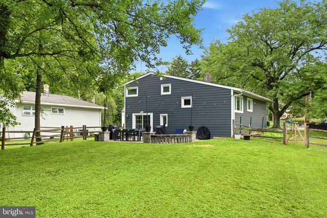 315 W VALLEY FORGE RD, King Of Prussia, PA 19406