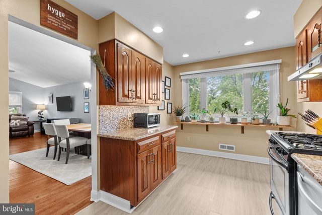 315 W VALLEY FORGE RD, King Of Prussia, PA 19406