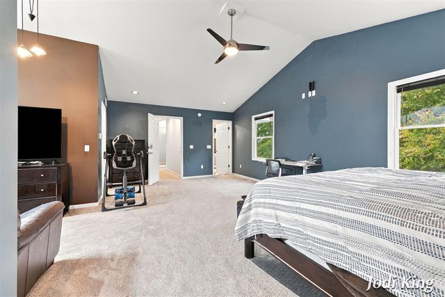 5491 Pleasant Valley Court, Wyoming, MI 49418