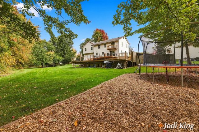 5491 Pleasant Valley Court, Wyoming, MI 49418