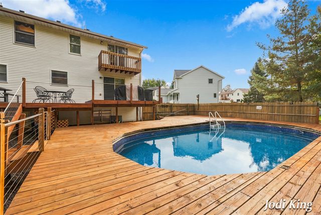 5491 Pleasant Valley Court, Wyoming, MI 49418