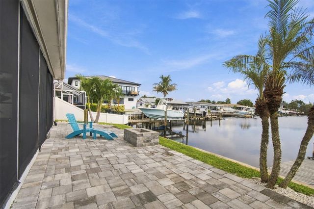 128 98TH AVENUE N, St Petersburg, FL 33702