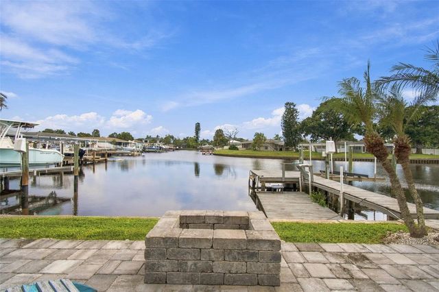 128 98TH AVENUE N, St Petersburg, FL 33702