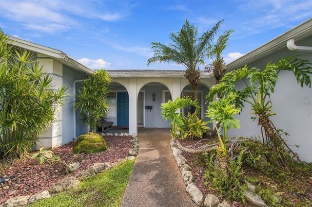 128 98TH AVENUE N, St Petersburg, FL 33702
