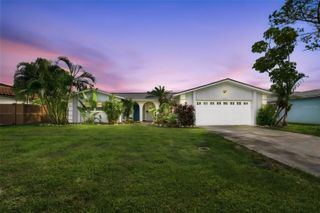 128 98TH AVENUE N, St Petersburg, FL 33702