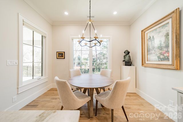 3319 Gresham Place, Charlotte, NC 28211