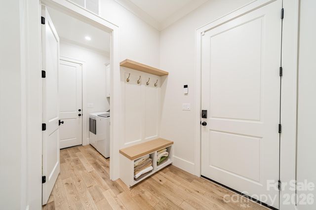 3319 Gresham Place, Charlotte, NC 28211