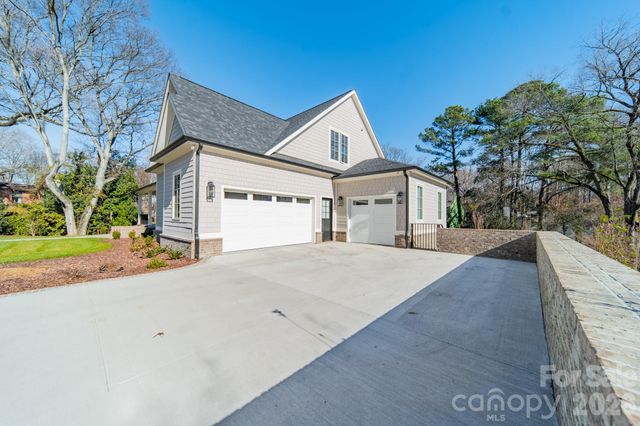 3319 Gresham Place, Charlotte, NC 28211