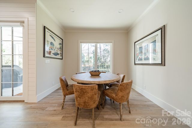 3319 Gresham Place, Charlotte, NC 28211