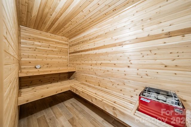 3319 Gresham Place, Charlotte, NC 28211