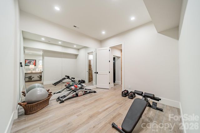 3319 Gresham Place, Charlotte, NC 28211