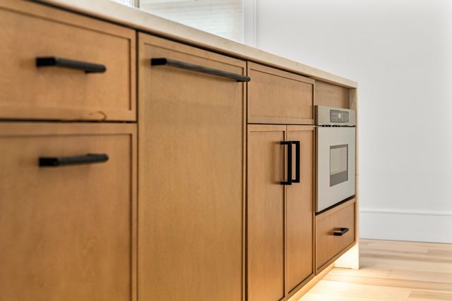 327 Alewife Brook Pkwy B, Somerville, MA 02144