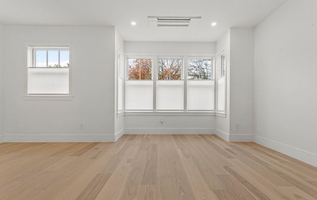 327 Alewife Brook Pkwy B, Somerville, MA 02144