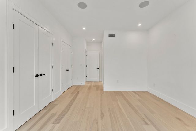 327 Alewife Brook Pkwy B, Somerville, MA 02144