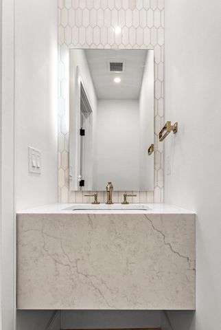 327 Alewife Brook Pkwy B, Somerville, MA 02144