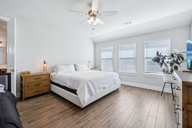 800 Majors Road, Van Alstyne, TX 75495