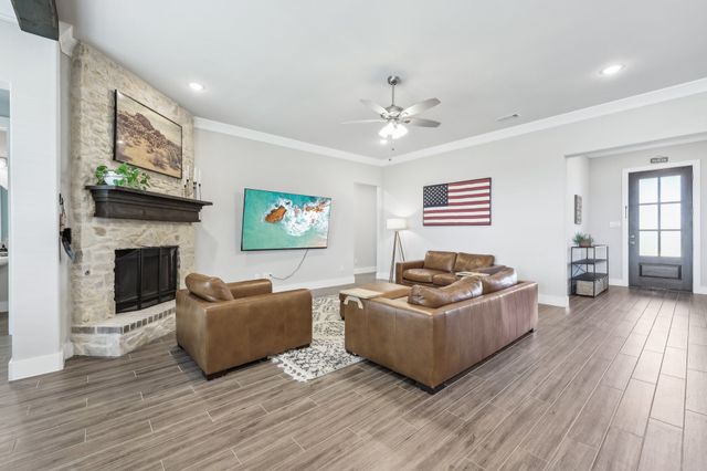 800 Majors Road, Van Alstyne, TX 75495