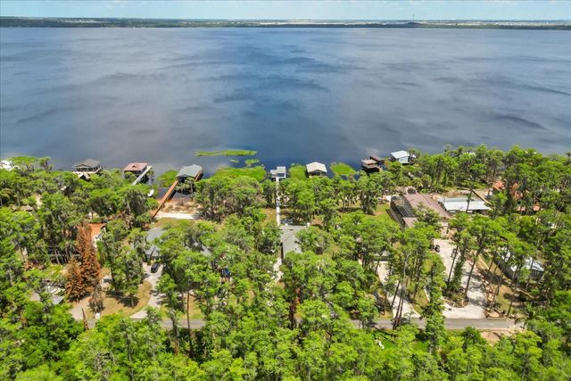 9118 EDGEWATER DRIVE, Clermont, FL 34711