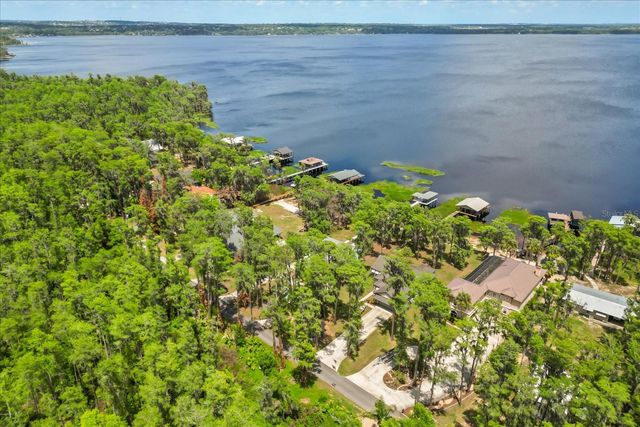 9118 EDGEWATER DRIVE, Clermont, FL 34711