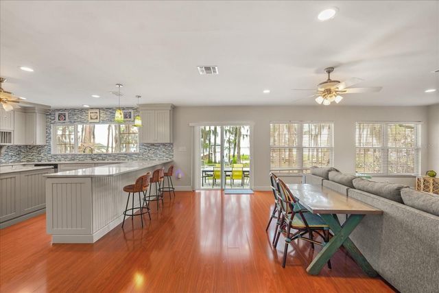 9118 EDGEWATER DRIVE, Clermont, FL 34711