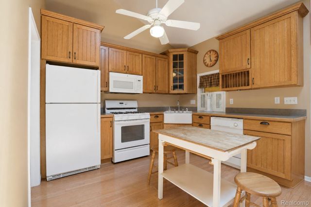 208 Flushing Street, Gaines Township, MI 48436