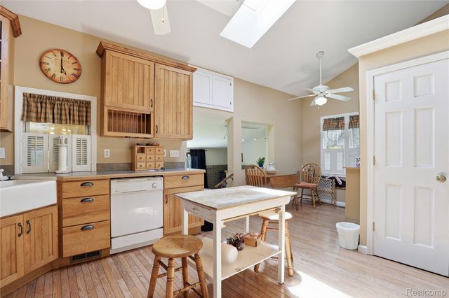 208 Flushing Street, Gaines Township, MI 48436