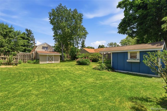 208 Flushing Street, Gaines Township, MI 48436