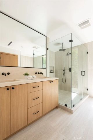 3977 Oeste Avenue, Studio City, CA 91604