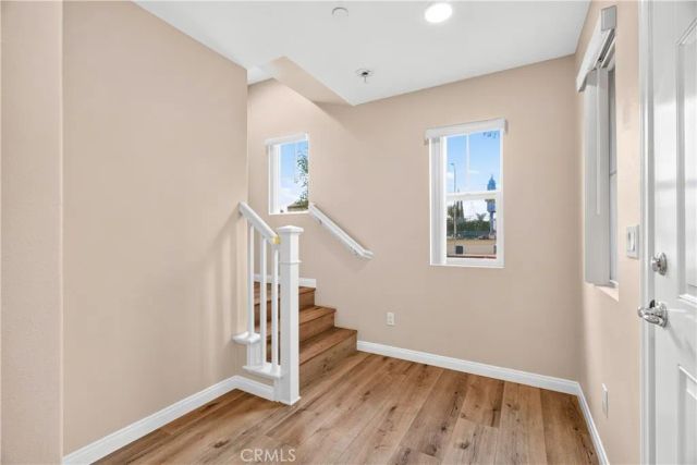 14118 W Pine, Van Nuys, CA 91405
