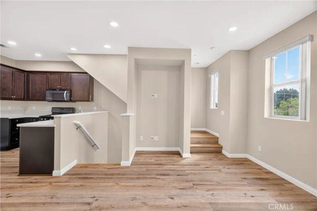 14118 W Pine, Van Nuys, CA 91405