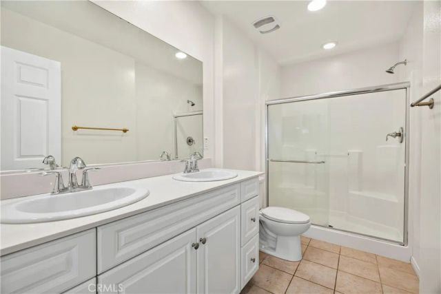 14118 W Pine, Van Nuys, CA 91405