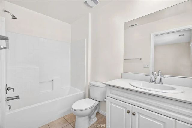14118 W Pine, Van Nuys, CA 91405