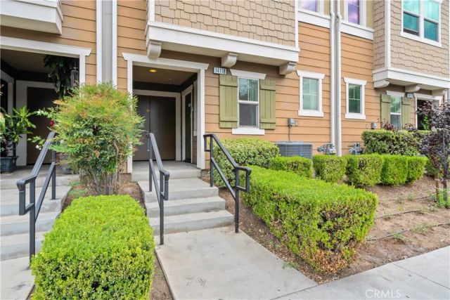 14118 W Pine, Van Nuys, CA 91405