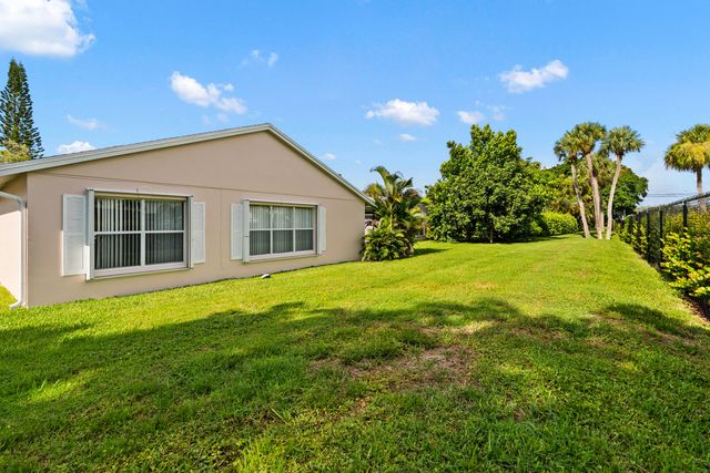 1209 PINE SAGE Circle, West Palm Beach, FL 33409