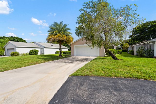 1209 PINE SAGE Circle, West Palm Beach, FL 33409