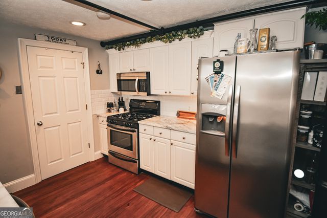 102 N Hill Street 303, Griffin, GA 30223