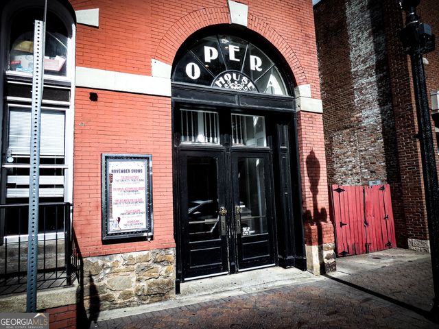 102 N Hill Street 303, Griffin, GA 30223