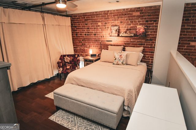 102 N Hill Street 303, Griffin, GA 30223