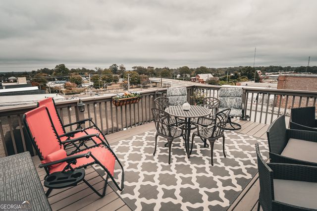 102 N Hill Street 303, Griffin, GA 30223
