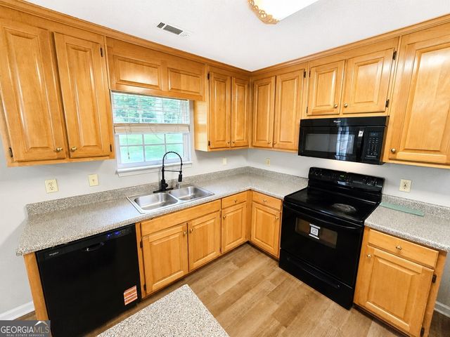 102 Westwood Drive, Griffin, GA 30223