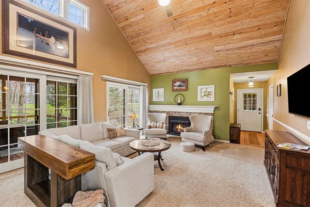 9362 Clubhouse Drive, Canadian Lakes, MI 49346