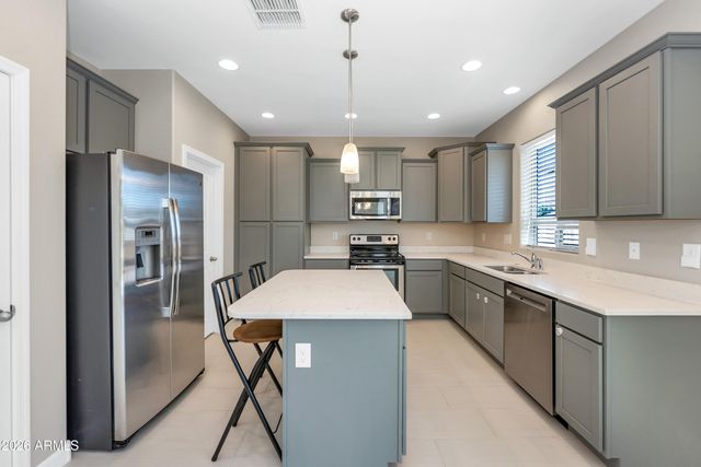 1611 N Hillcrest --, Mesa, AZ 85201