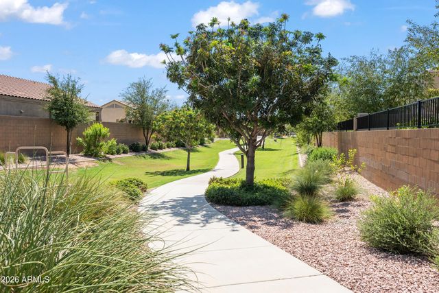 1611 N Hillcrest --, Mesa, AZ 85201
